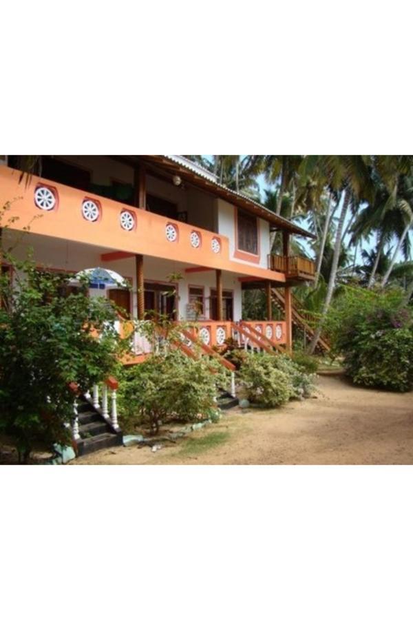Dinu'S Resort Talaramba Esterno foto